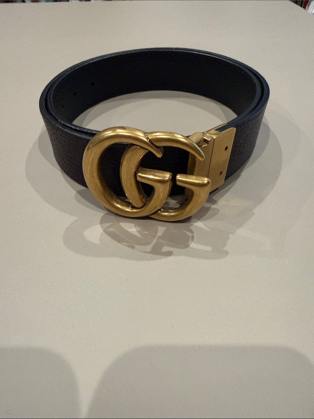 Gucci reversible Brown/Black Leather Belt with Gold Double G Buckle
